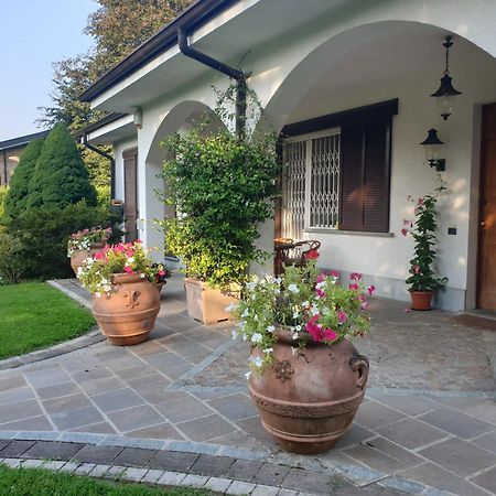 b&b le magnolie Carimate Extérieur photo