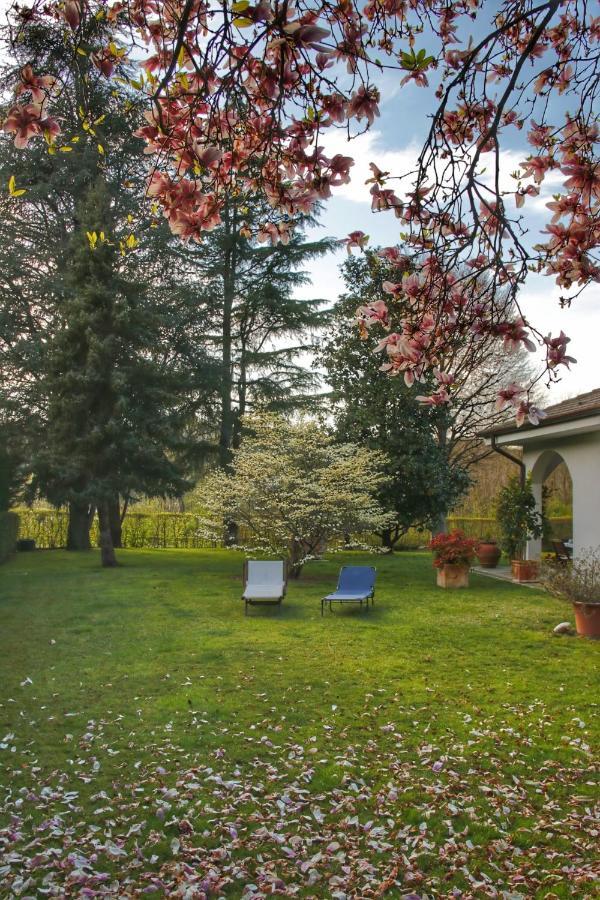 b&b le magnolie Carimate Extérieur photo