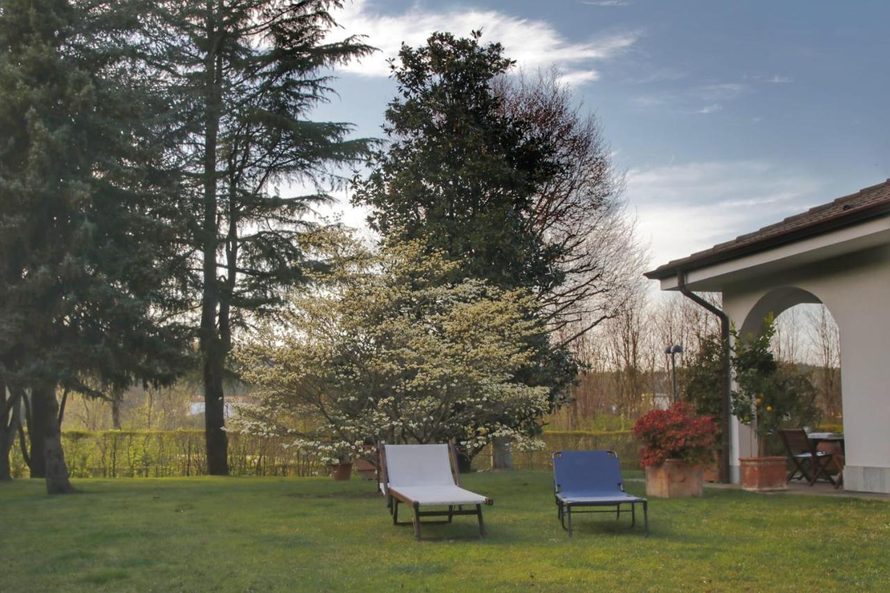 b&b le magnolie Carimate Extérieur photo