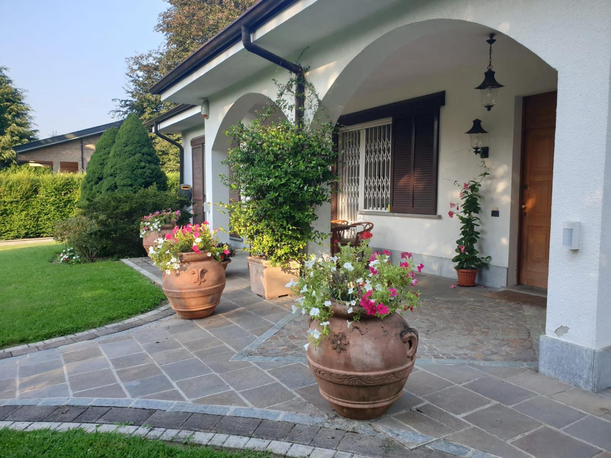 b&b le magnolie Carimate Extérieur photo